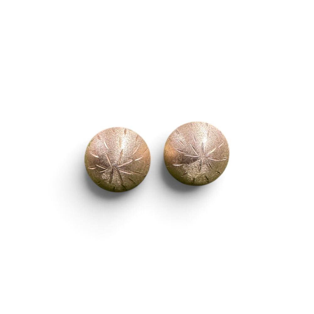 Vintage 14k Gold Domed Earrings Etched Stars 1/2' Diameter 1.2 g tw
